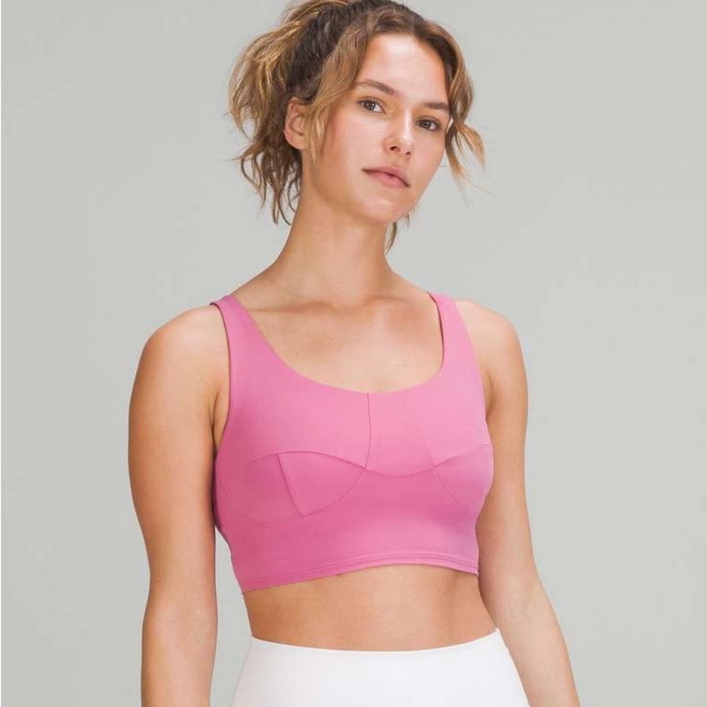 Lululemon Athletica Nulu Front Darting Yoga Bra Size 8